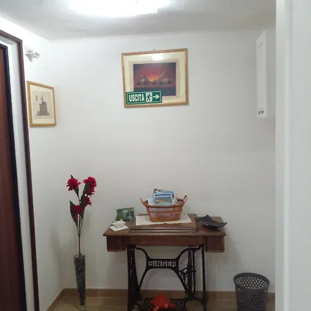 בית הארחה Locazione Turistica Madera